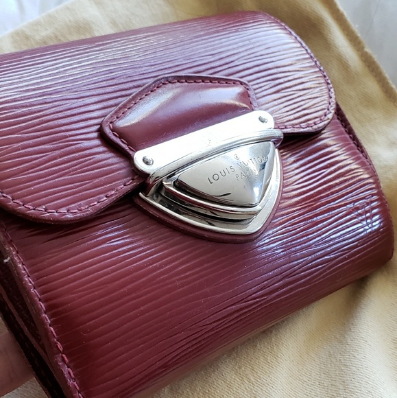 Louis Vuitton Koala wallet with ID slot - Picture 2 of 8